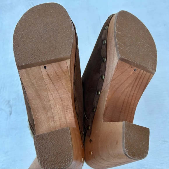 Beek Shearling Lined Suede Clogs - Picture 4 of 8